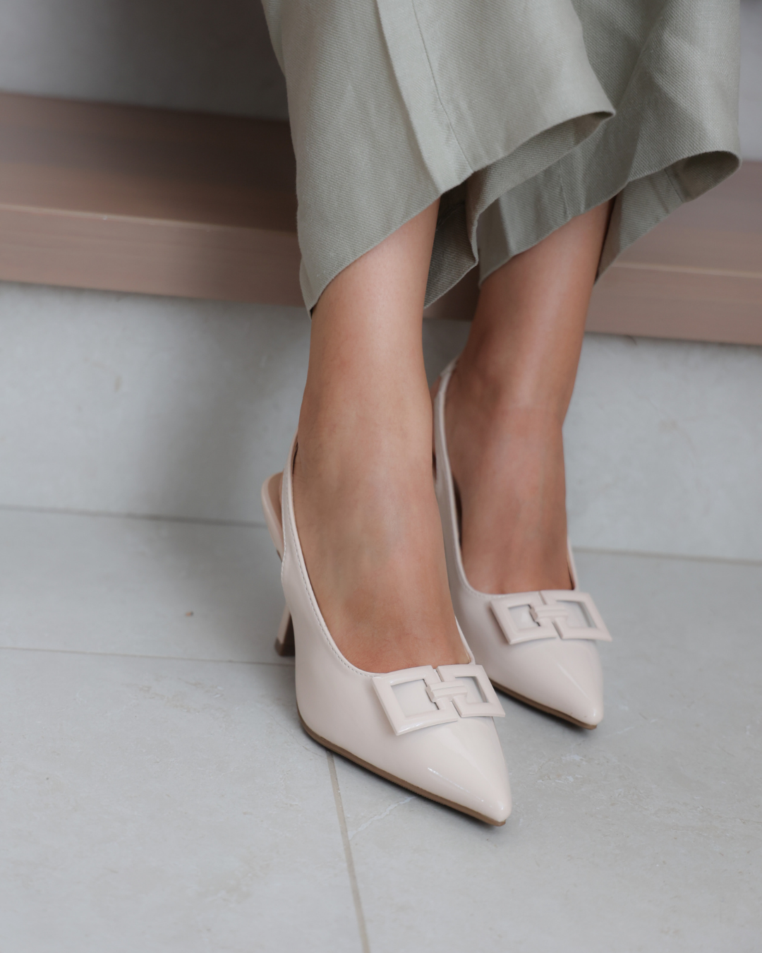 274AR Zapatilla Charol Miga