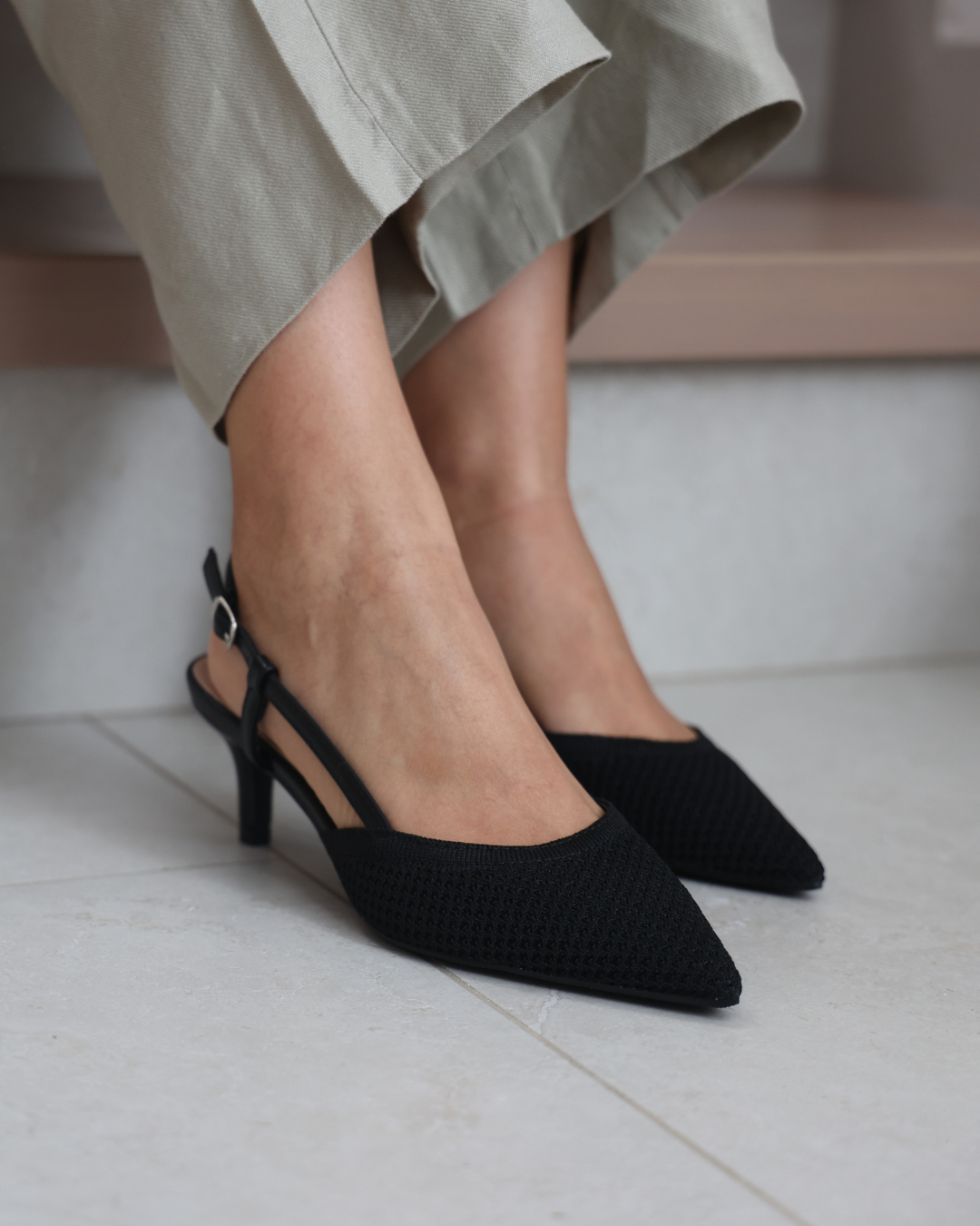273AR Zapatilla Textil Negro