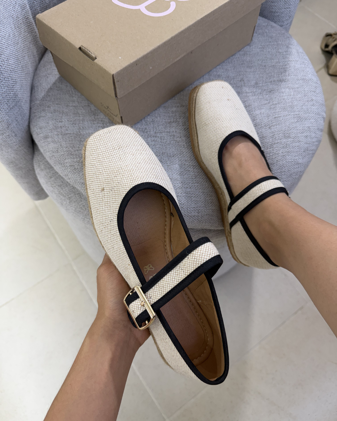 5079R Casual Sintético Arpillera Natural/Negro