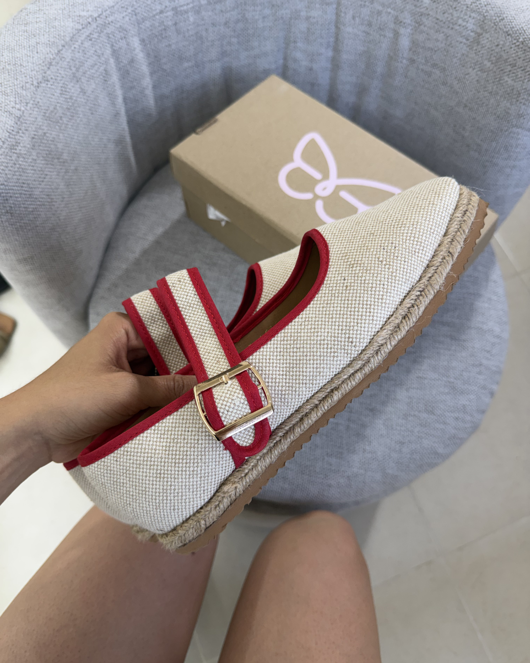 5079R Casual Sintético Arpillera Natural/Rojo