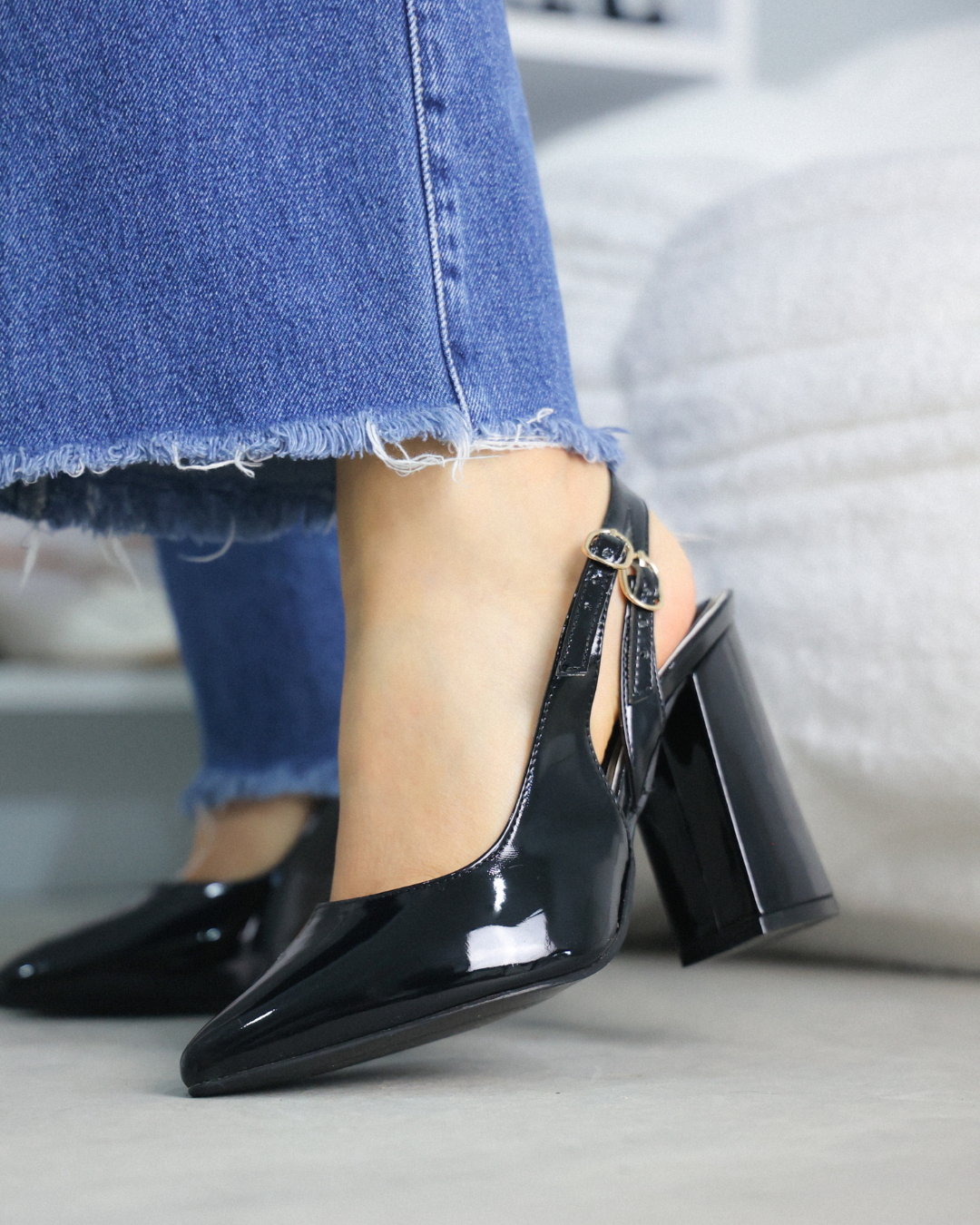 1253L Charol Negro