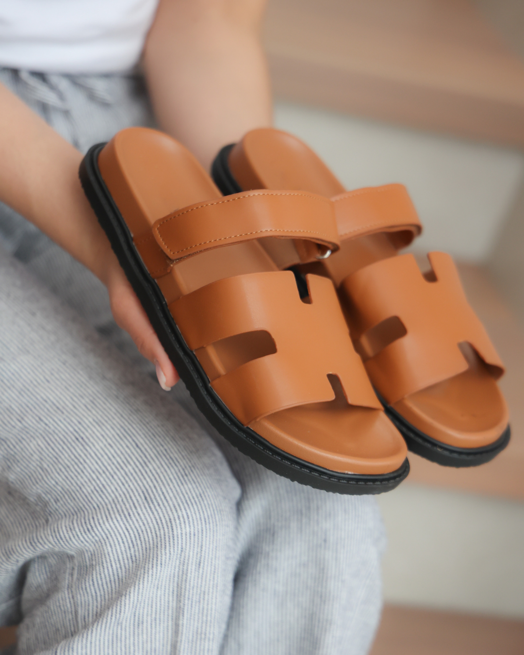 218AR Sandalia Sintético Camel