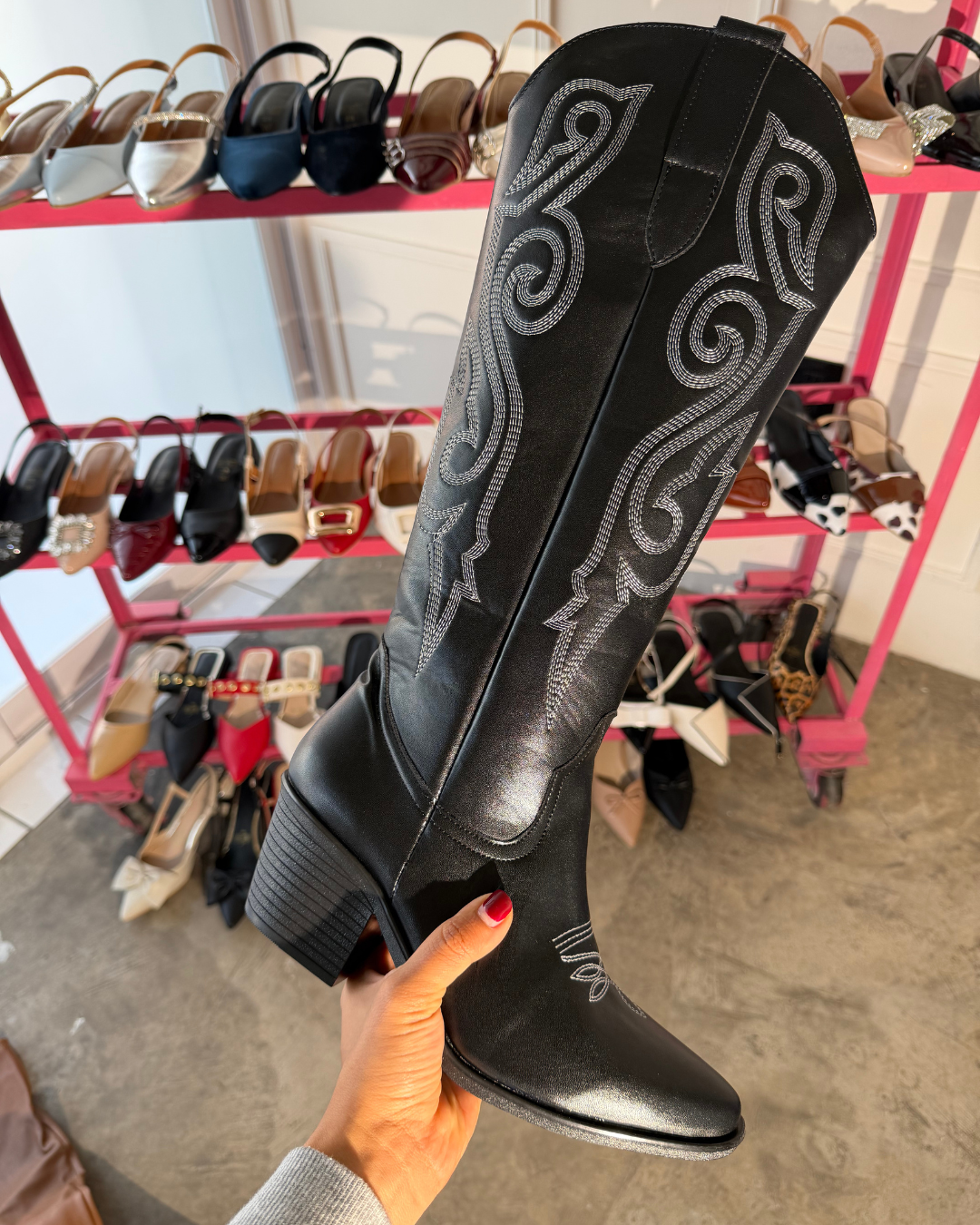 2016M Cleveland Negro