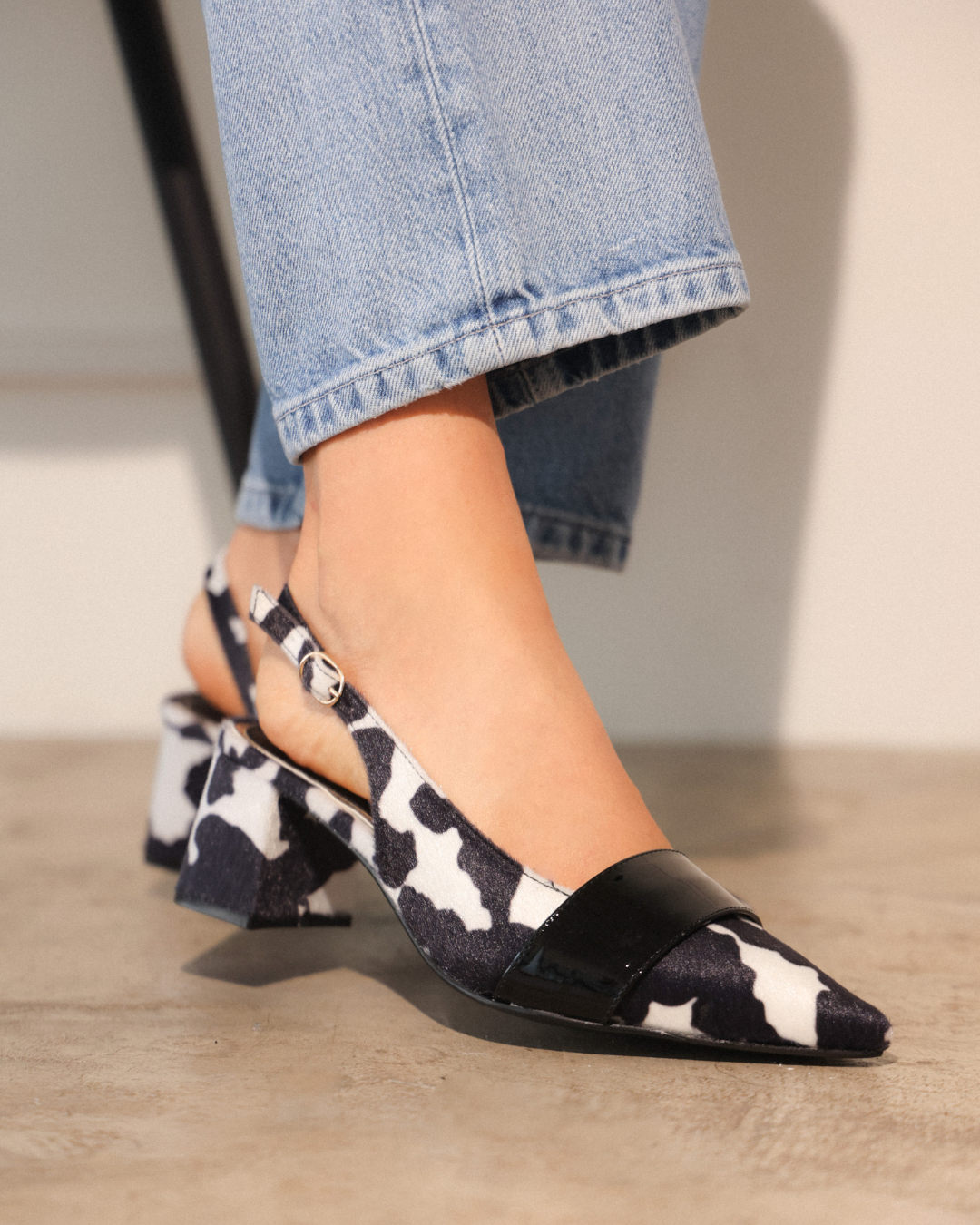 1204L Vaca Negro/Charol Negro