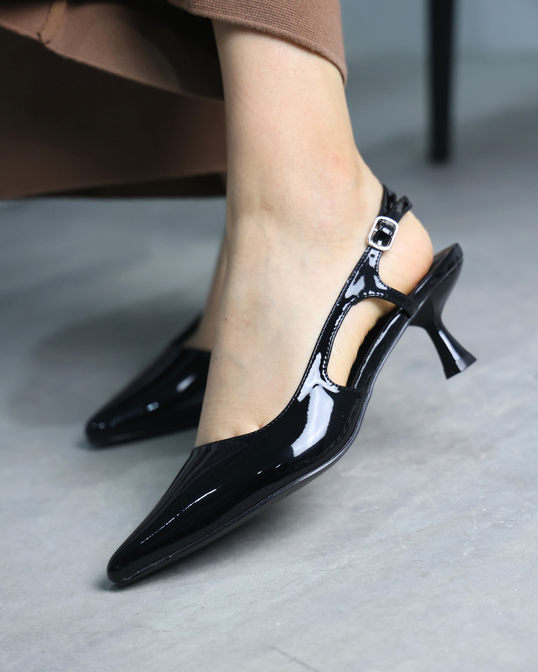 180I Charol Negro