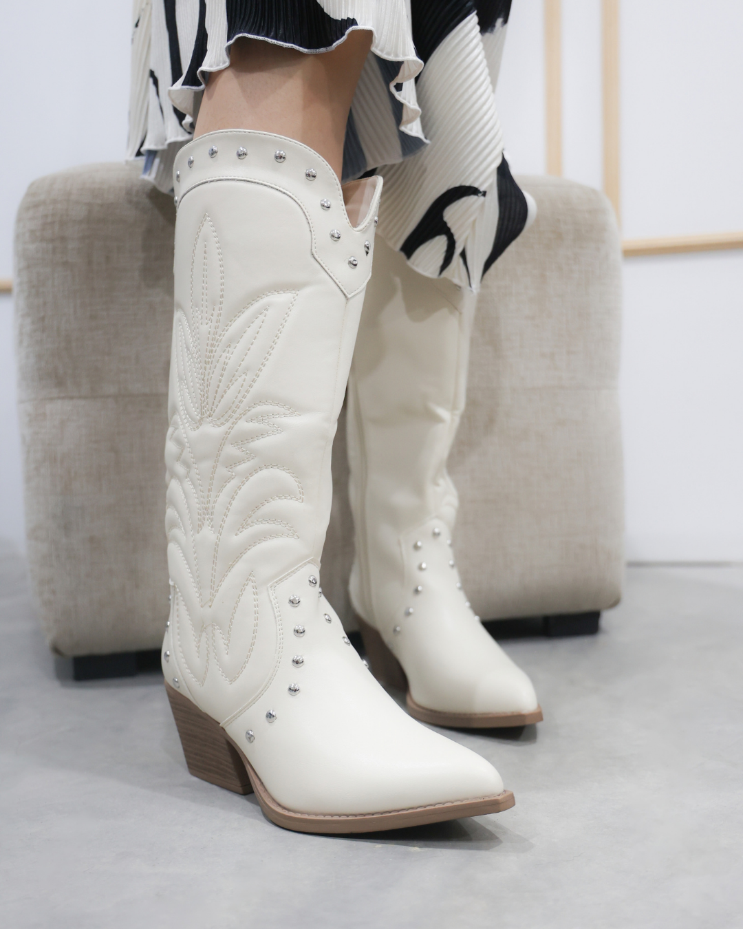 339AR Bota Sintetico Marfil