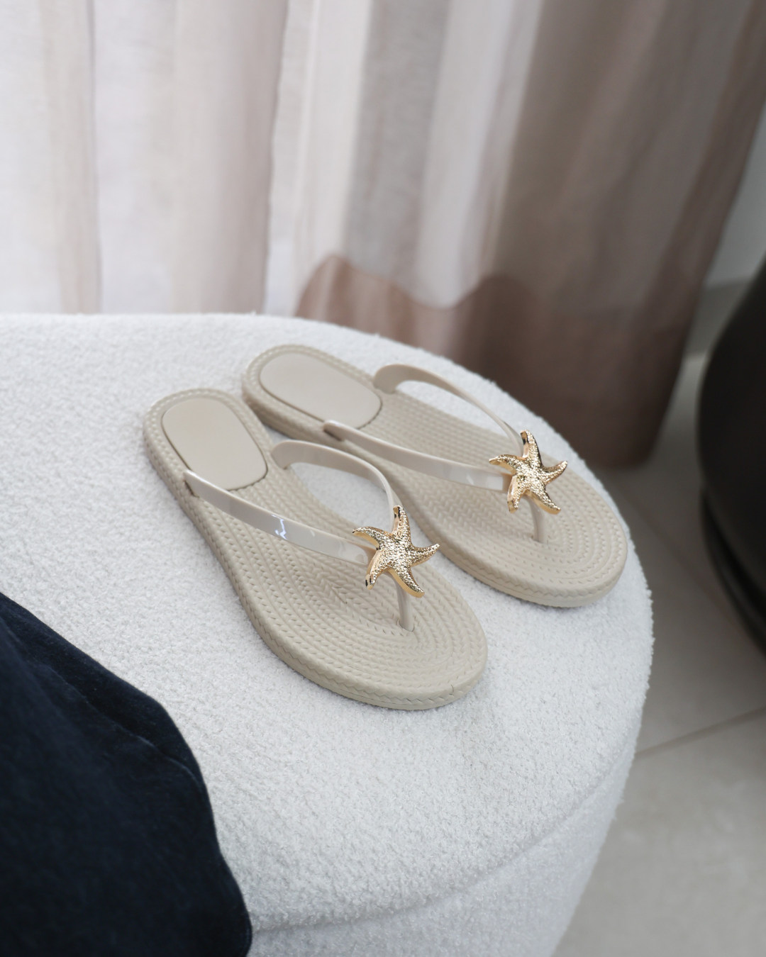 245AR Sandalia Plástico beige