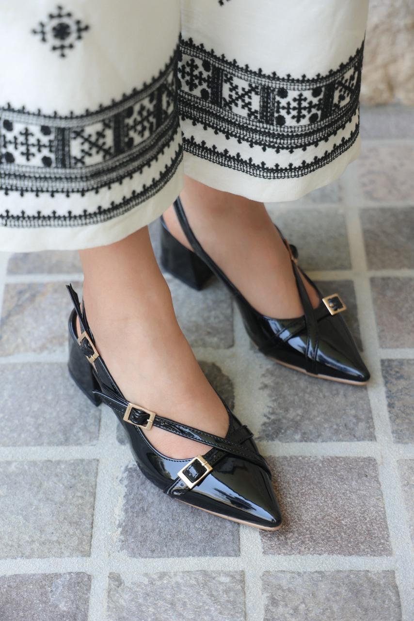 851R Charol Negro