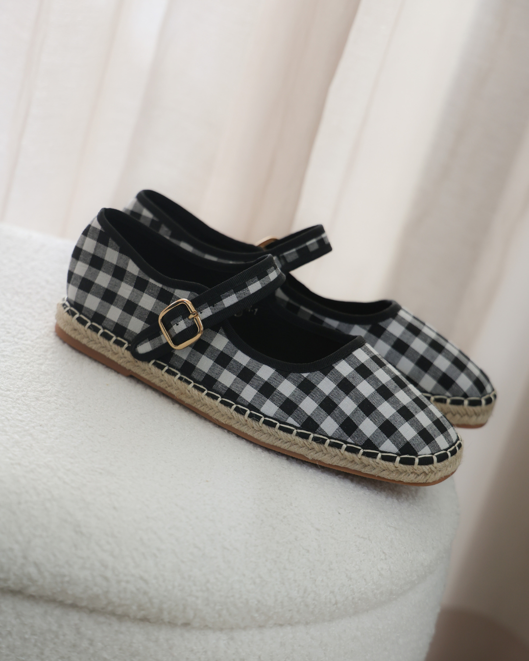 238AR Casual Textil Cuadros Negro