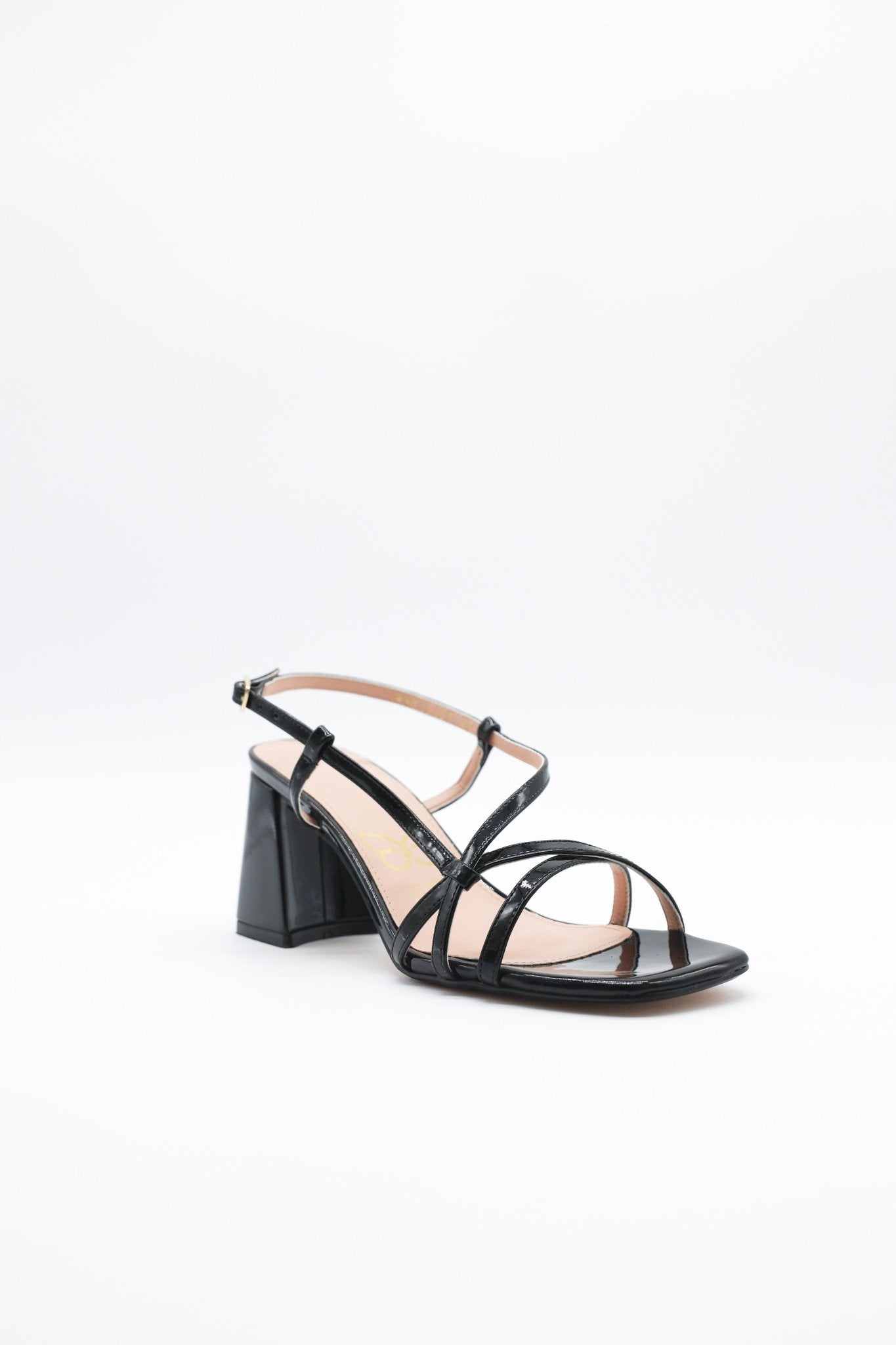5357 Charol Negro - Mayoreo Calzado Andysin marca ZAPATILLA