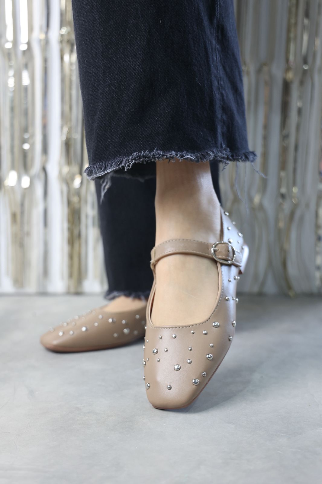 810EST Casual Sintético Clay