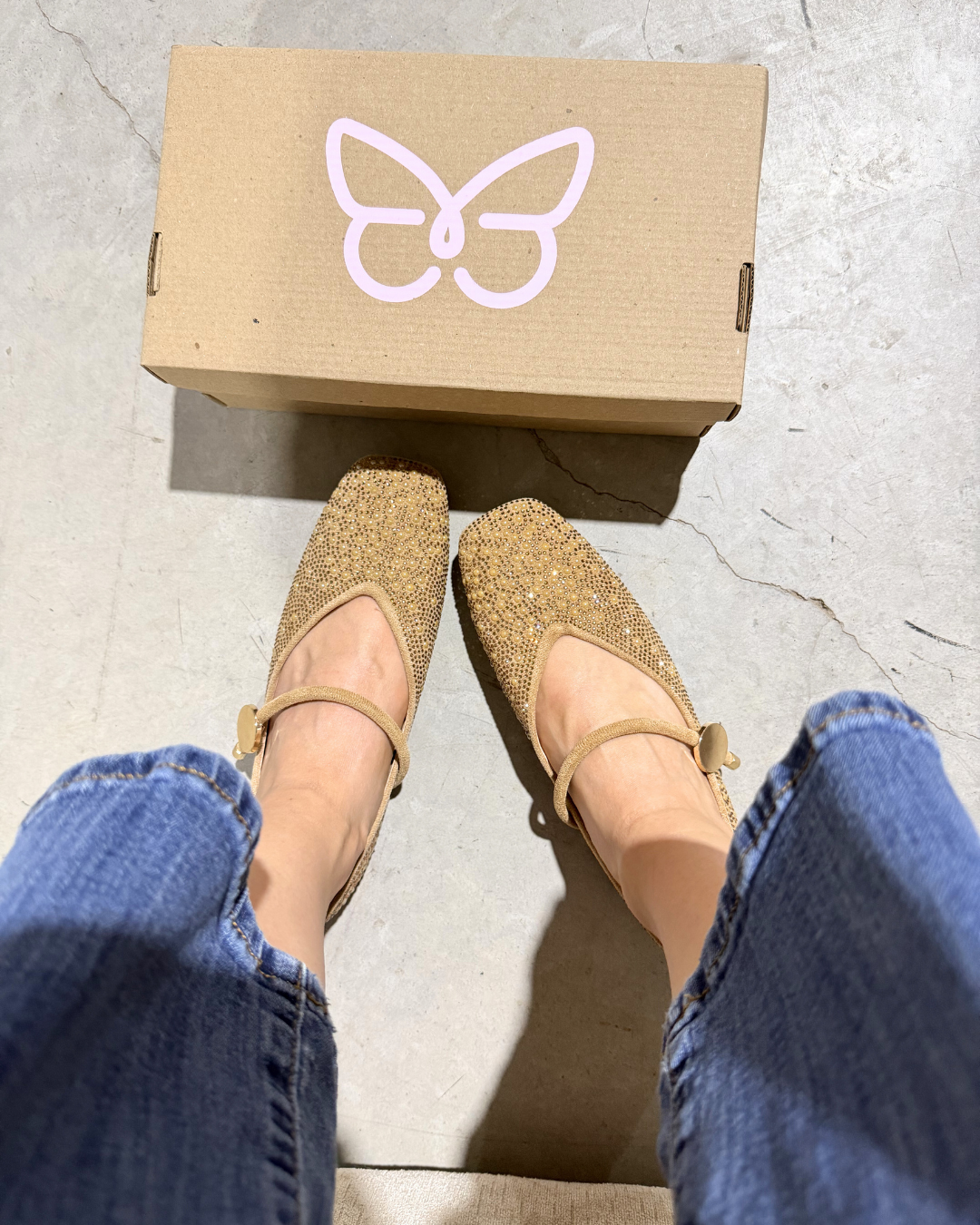 225AR Casual Sintético Oro