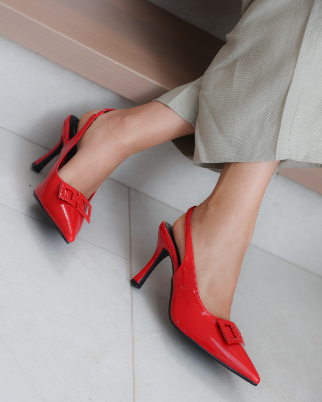 274AR Zapatilla Sintético Charol Rojo
