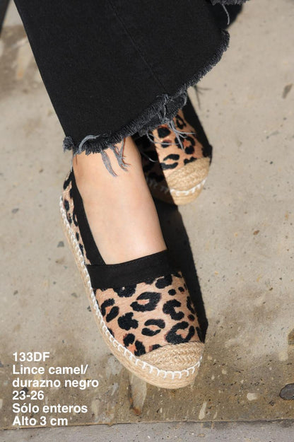 133DF Zapato Sintético Estampado Camel/Durazno Negro