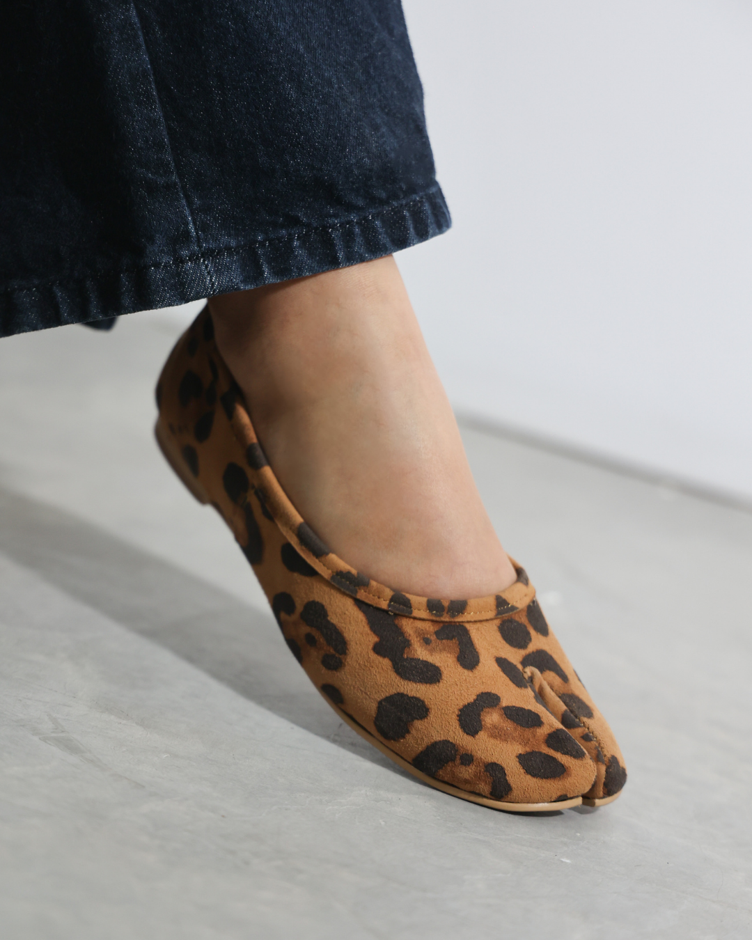 4801R Tabbi Piel Animal Print zapato estilo japones hecho en piel