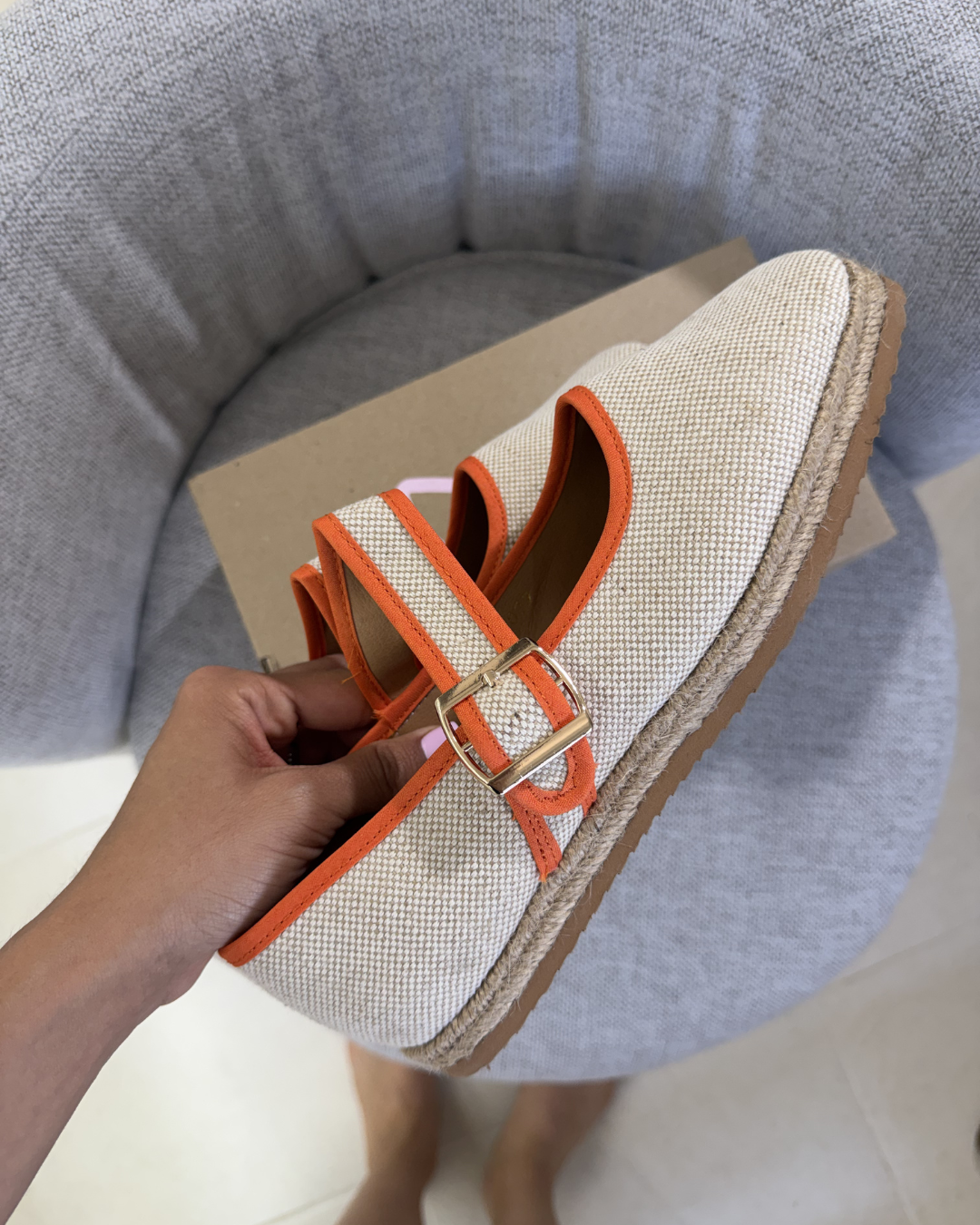5079R Casual Sintético Arpillera Natural/Naranja