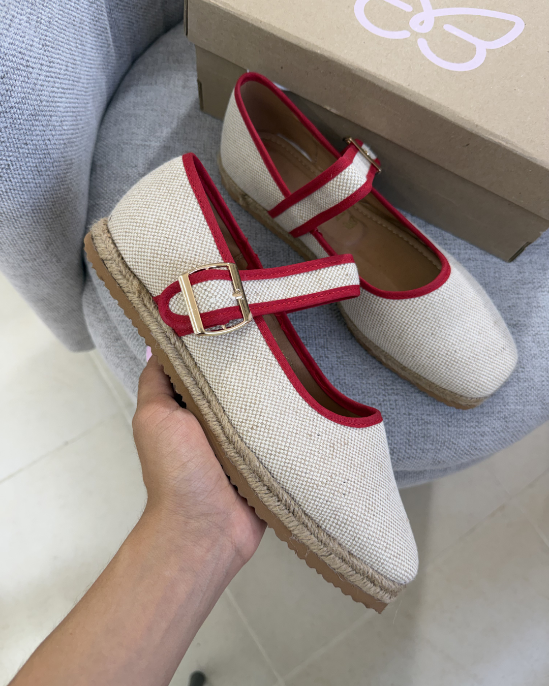 5079R Casual Sintético Arpillera Natural/Rojo