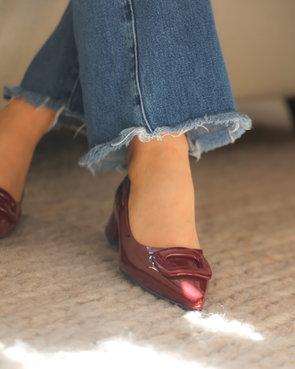 30040 Zapatilla Charol Vino