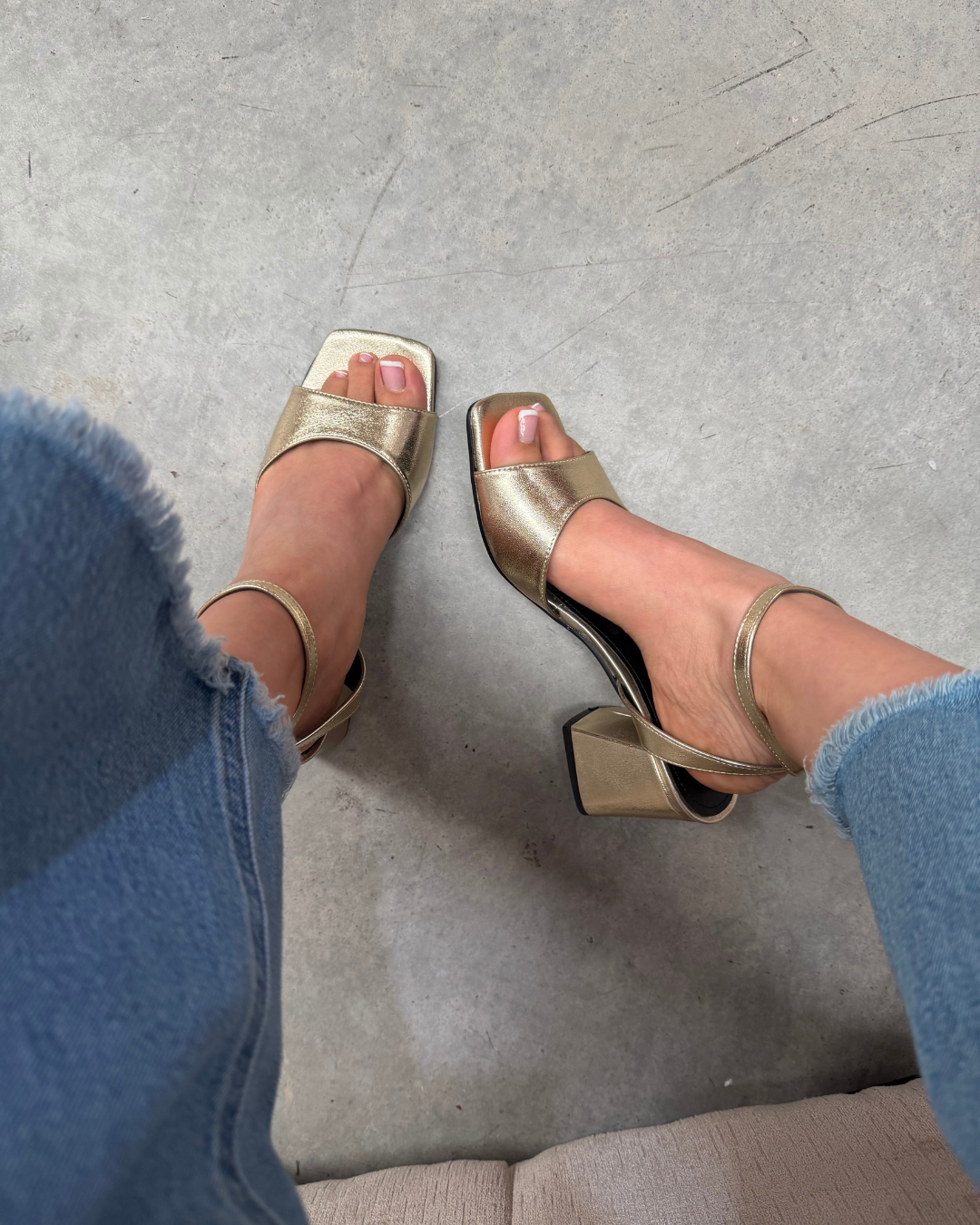 1700L Zapatilla Napa Elite Oro Inglés