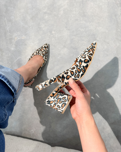 852R Leopardo Café