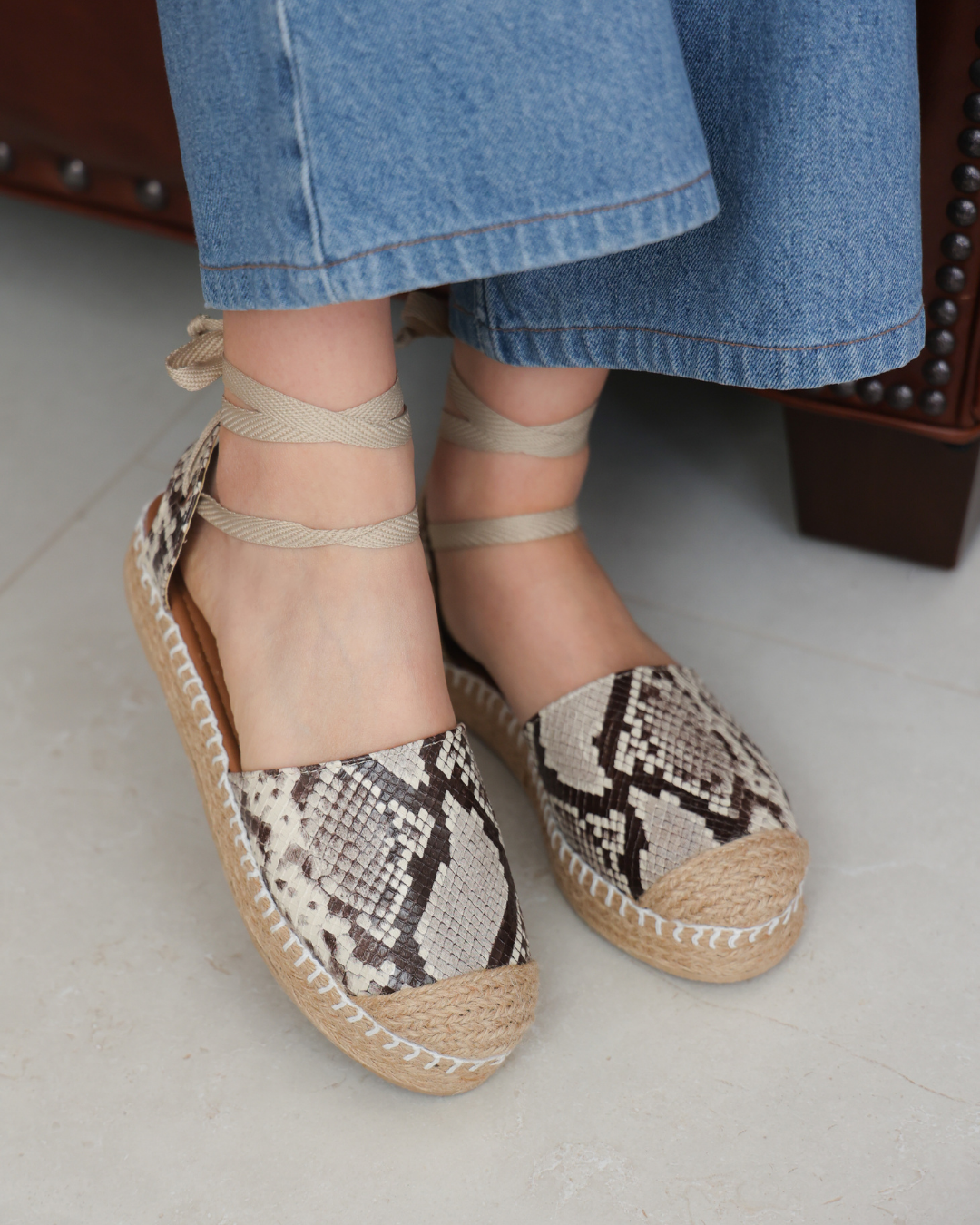 131D Casual Sintético Estampado Beige