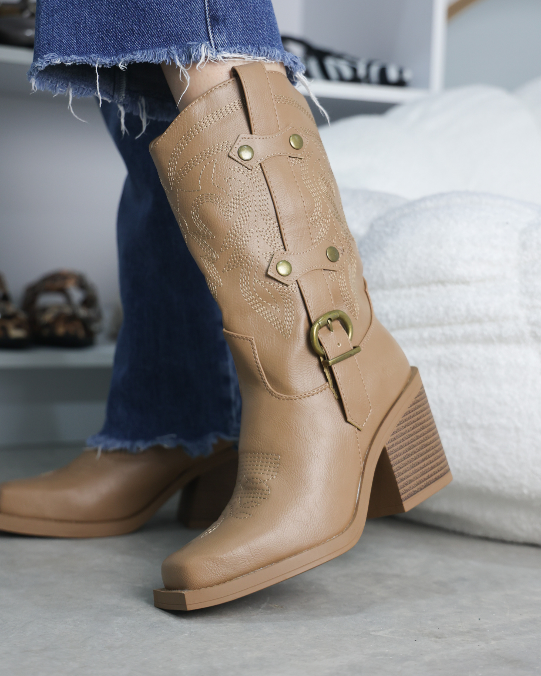 158I Sintético Camel