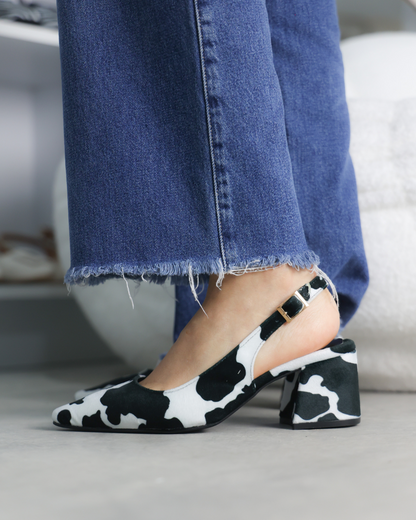 852R Zapatilla Sintético Estampado Vaca Negro