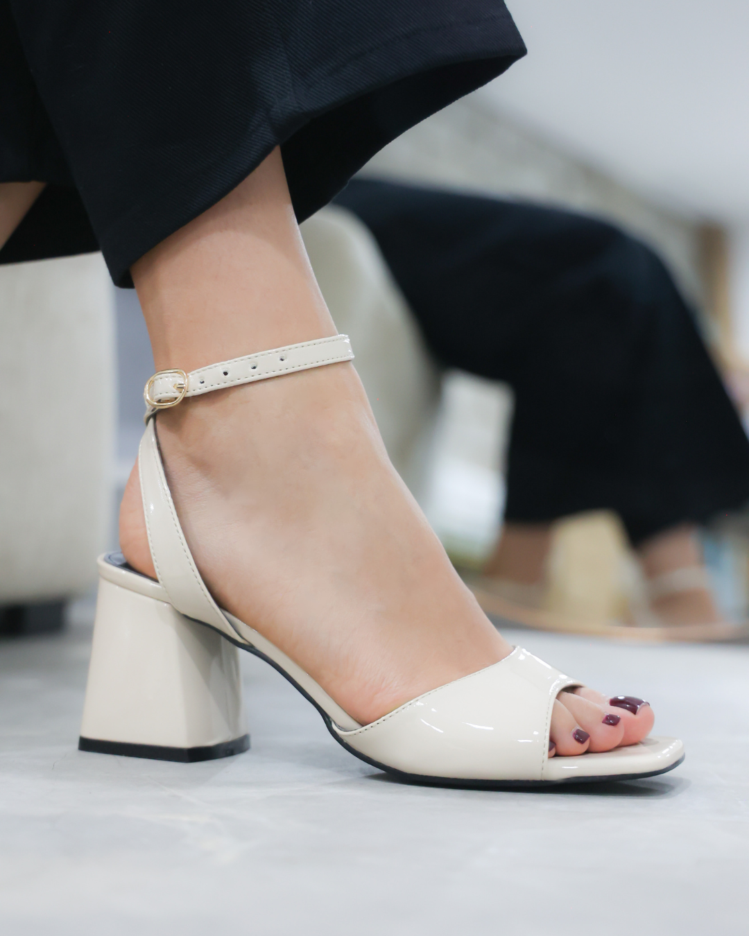 1700L Zapatilla Charol Miga