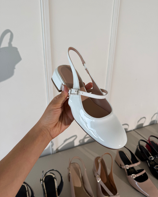 122I Zapatilla Charol Blanco