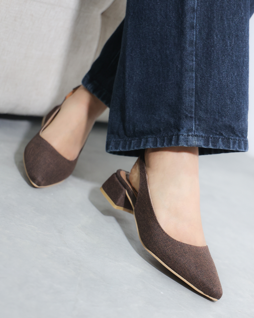 2501R zapatilla Curri Cafe Bitono
