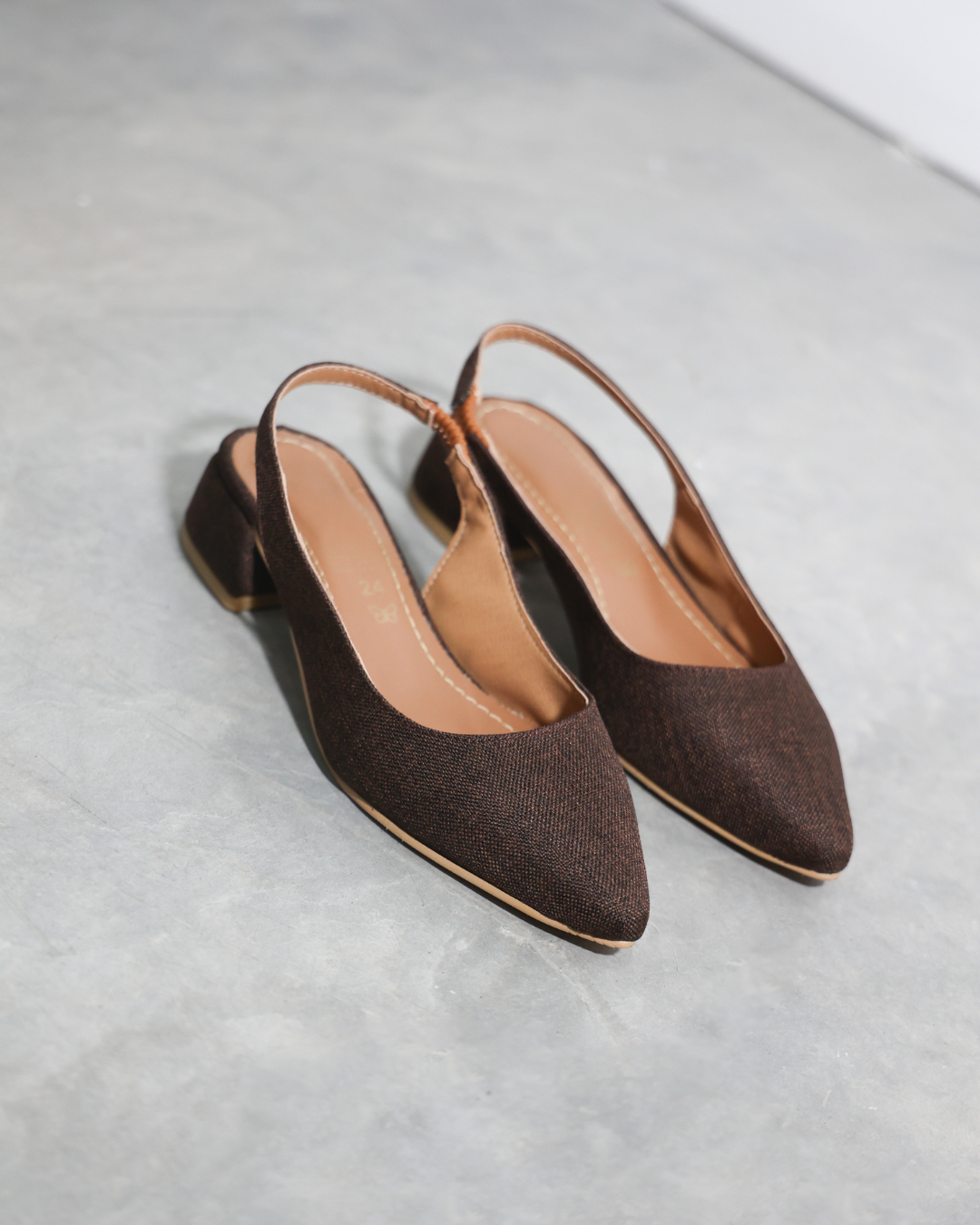 2501R zapatilla Curri Cafe Bitono
