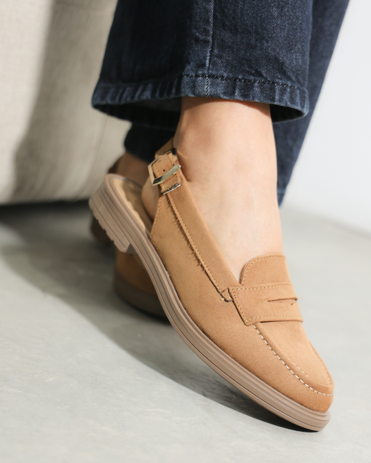 12019R Casual Sintético Durazno Almendra