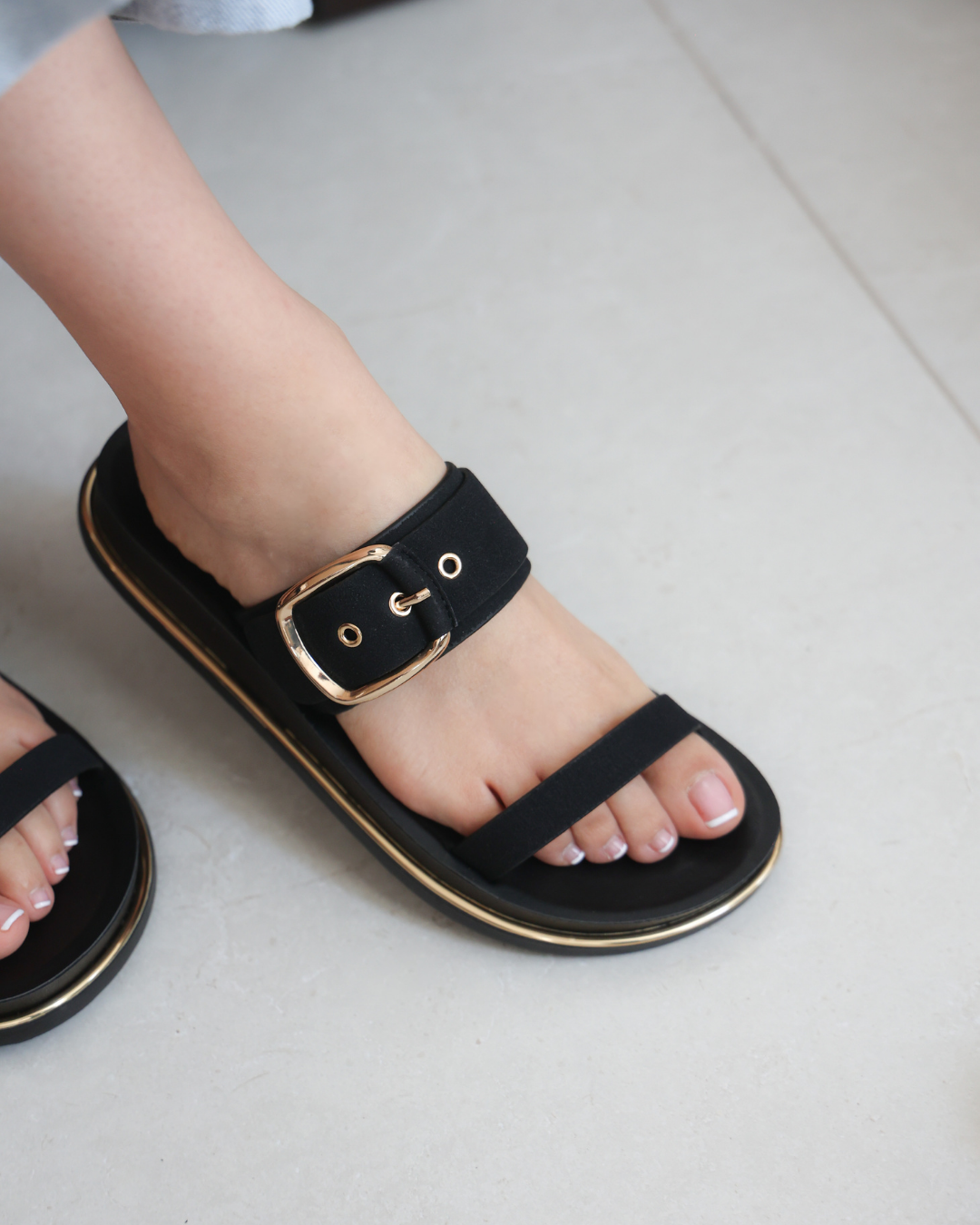 210I Sandalia Sintético Negro