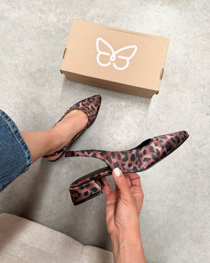 2501R Zapatilla Sintético Estampado Café