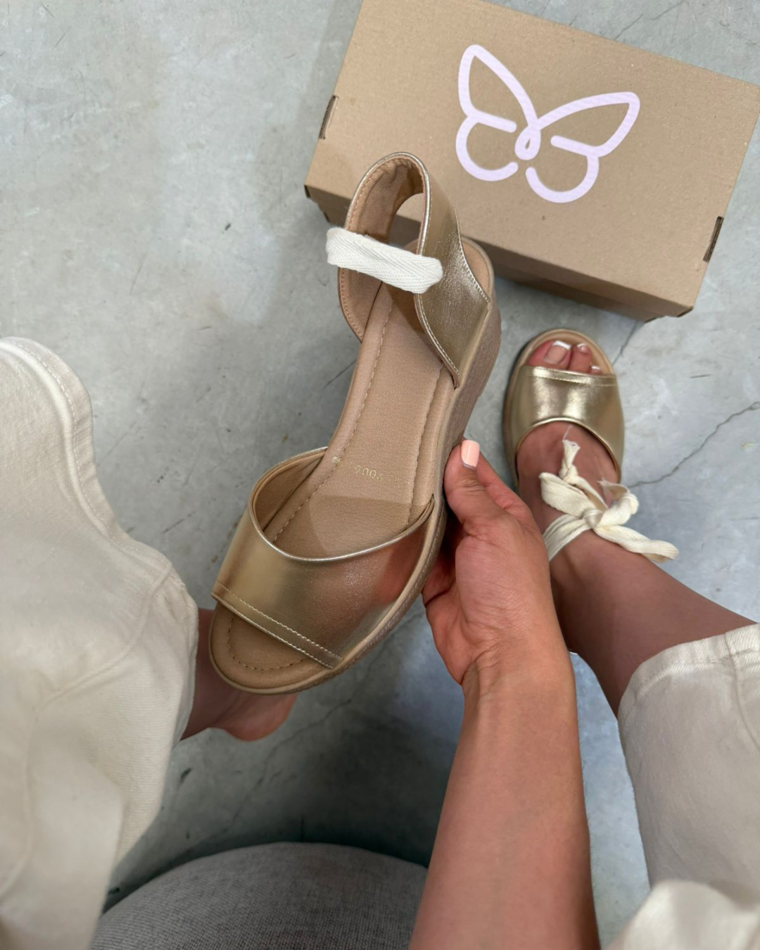 9006 Sandalia Sintético Napa Zoe Oro Inglés