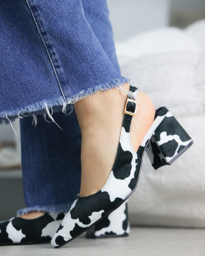 852R Zapatilla Sintético Estampado Vaca Negro