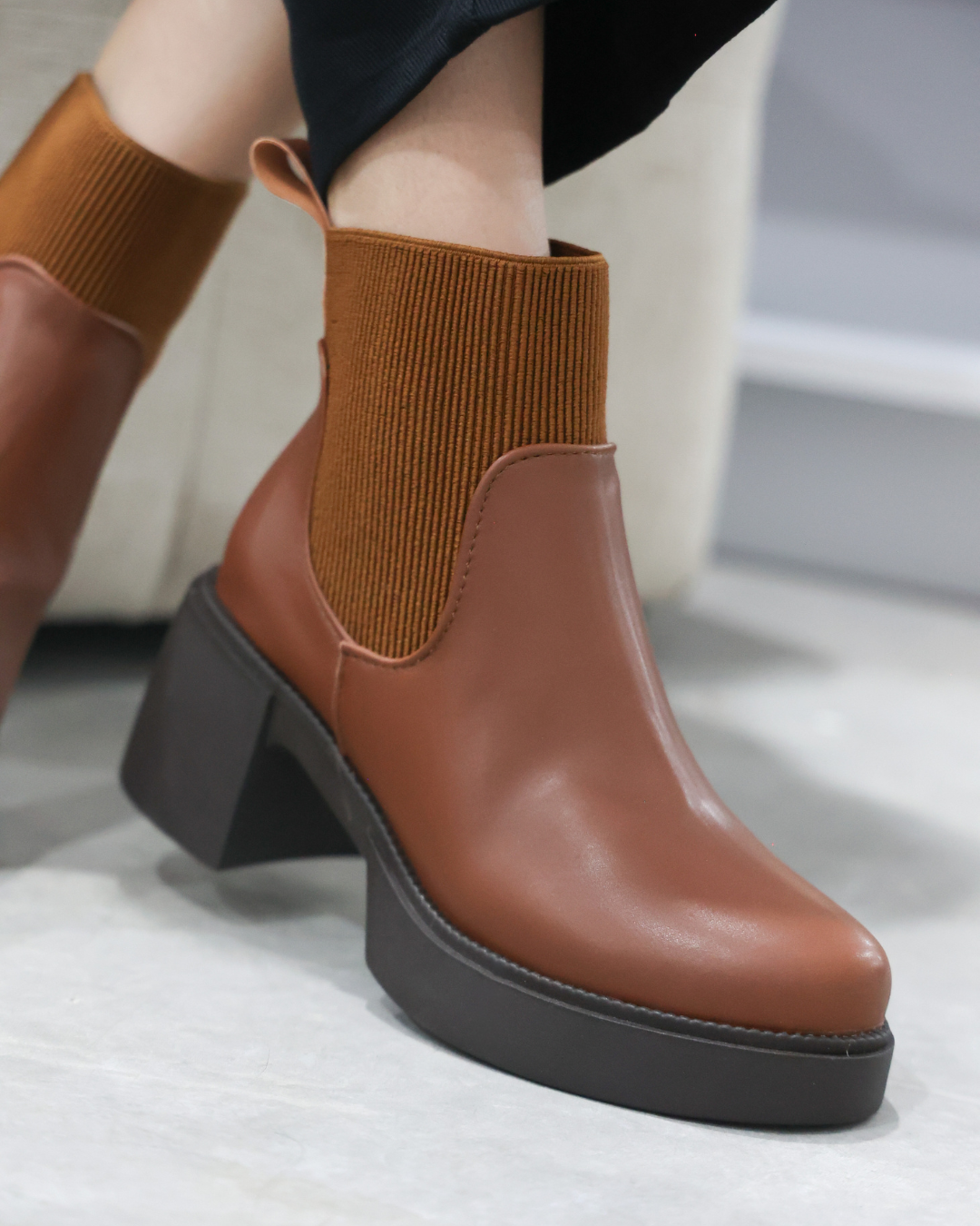 806DF Nairobi Tan