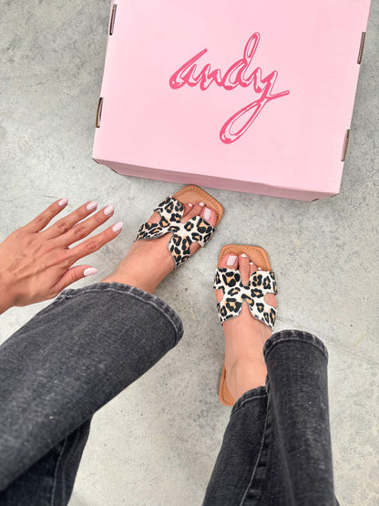 3098  sandalia sintetica Leopardo Beige
