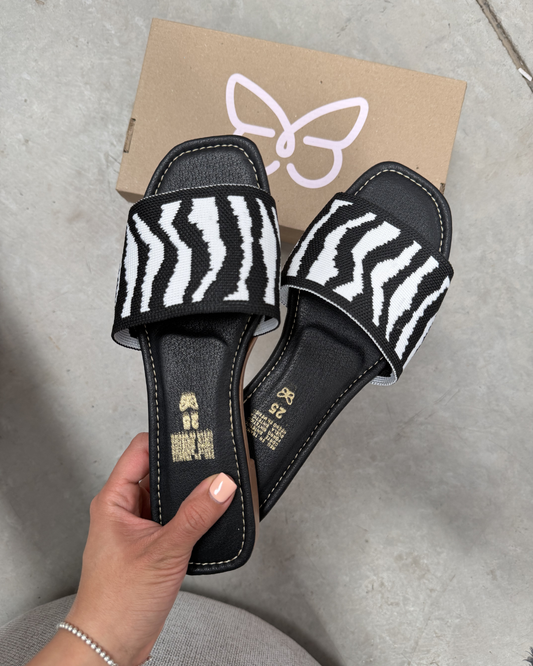 537R Sandalia Textil Negro/Blanco