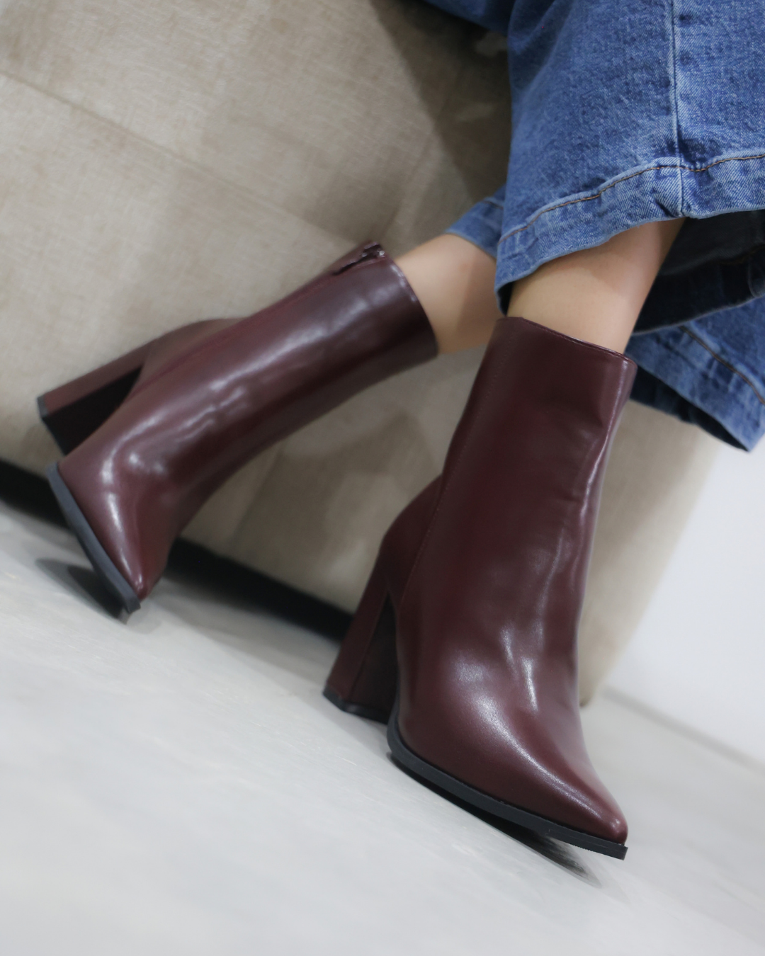 322AR Bota Sintético Vino