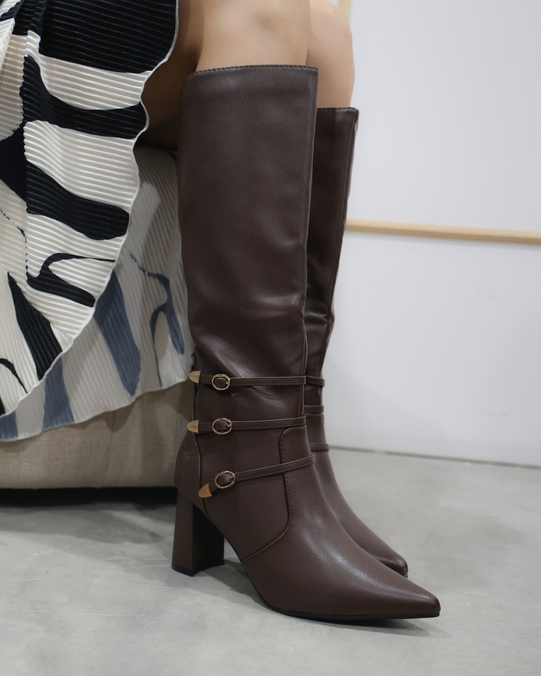 328AR Bota Sintético Café