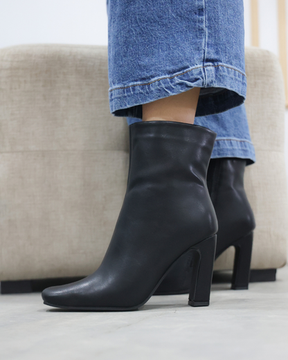 332AR Bota Sintético Negro