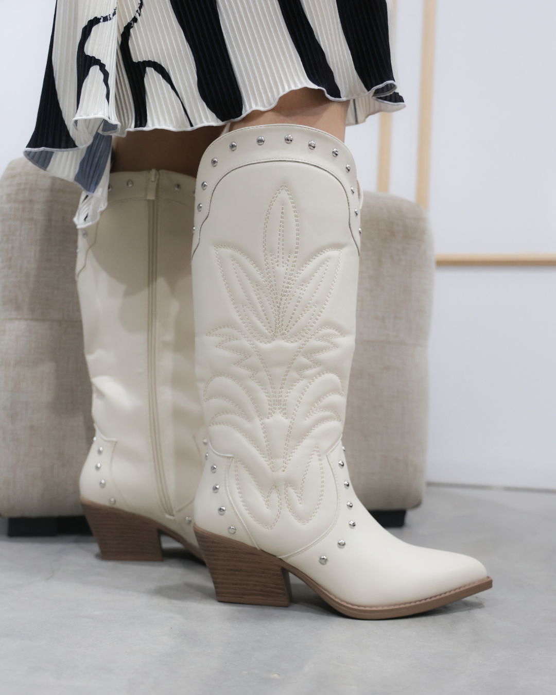 339AR Bota Sintetico Marfil