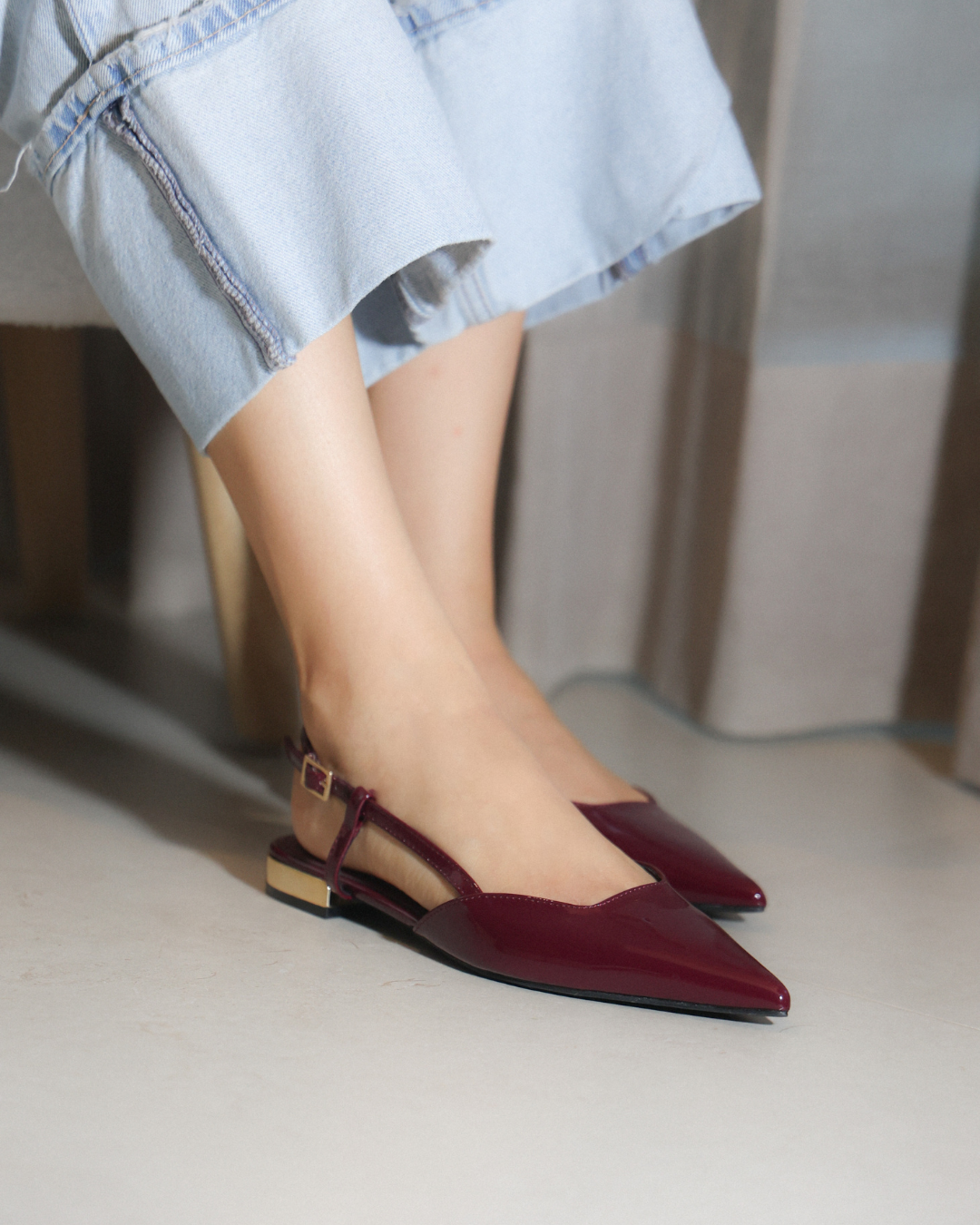 347AR Zapatilla Sintético Charol Vino