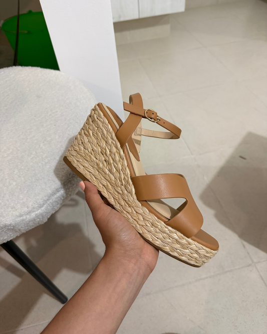 264AR Sandalia Sintético Tan