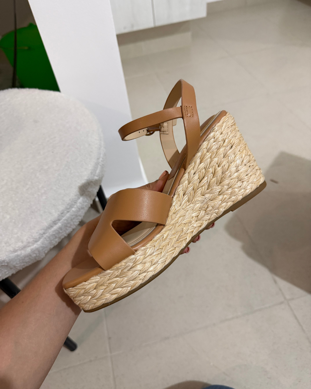 264AR Sandalia Sintético Tan
