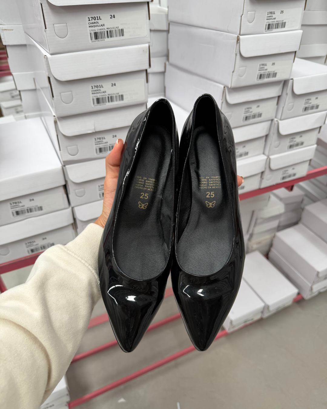 Zapatilla 2600R Sintético Charol Negro