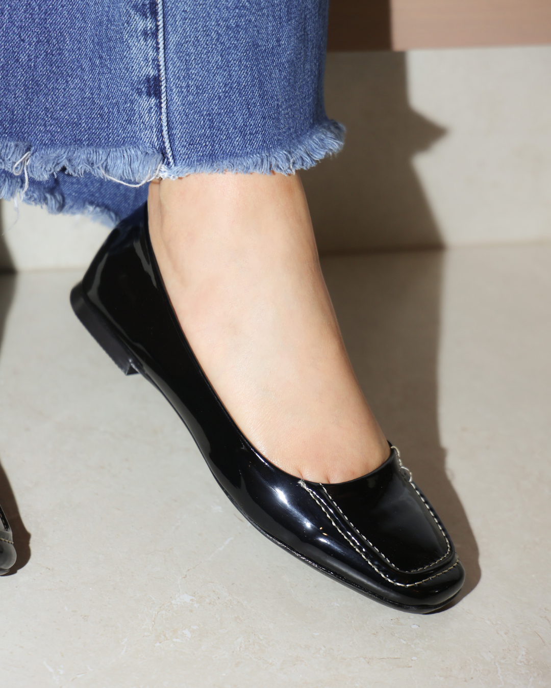 4079R Casual Sintético Charol Negro