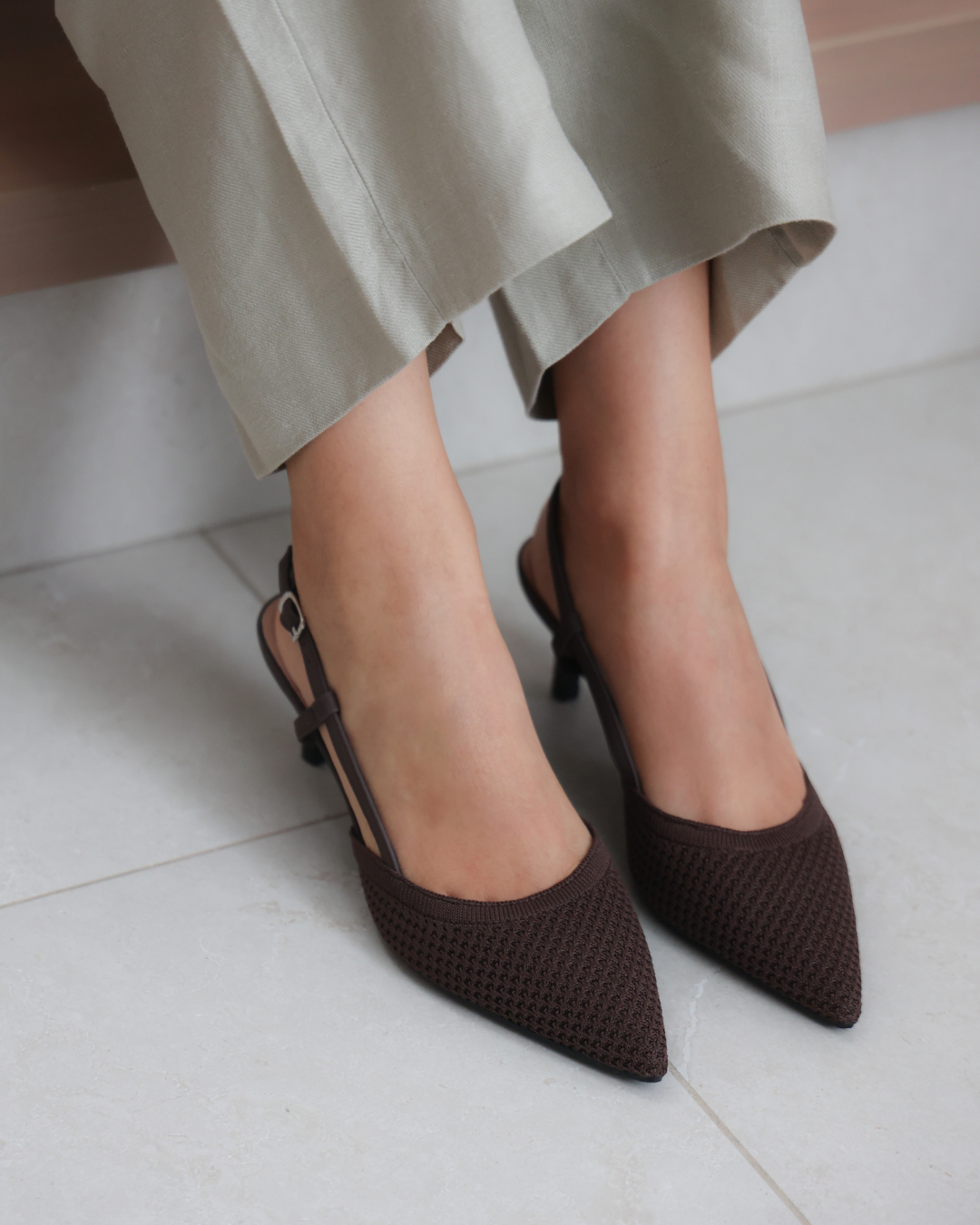 273AR Zapatilla Textil Café