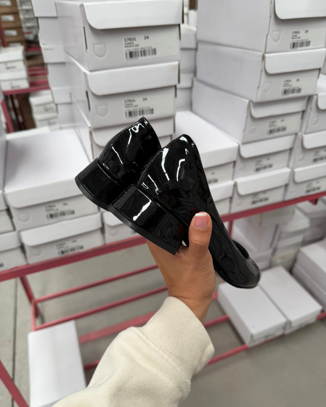 Zapatilla 2600R Sintético Charol Negro